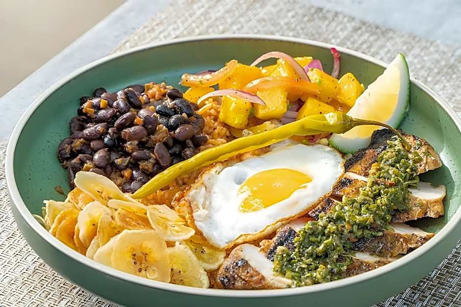 Funny Lion Puerto Princesa