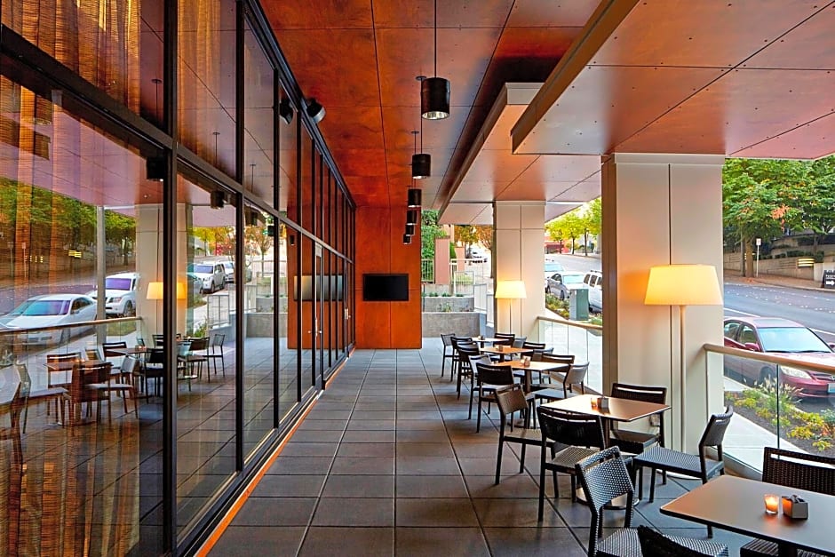 AC Hotel by Marriott Seattle Bellevue/Downtown