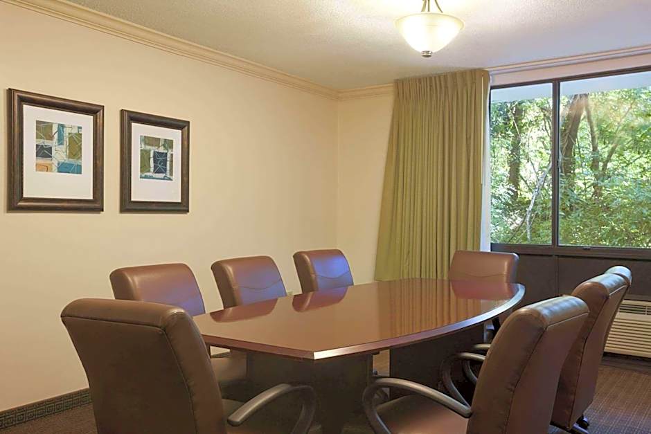 Wyndham Garden Washington DC Area