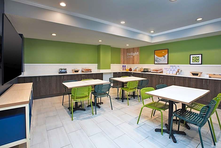 Spark by Hilton Walker Grand Rapids North