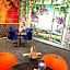 Hotel Brooklyn Suites - Near Golden Temple