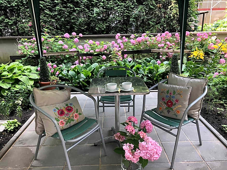 AVANTI Home