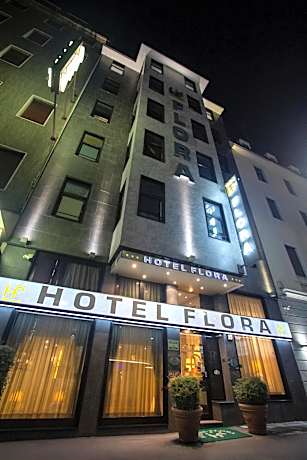 Hotel Flora