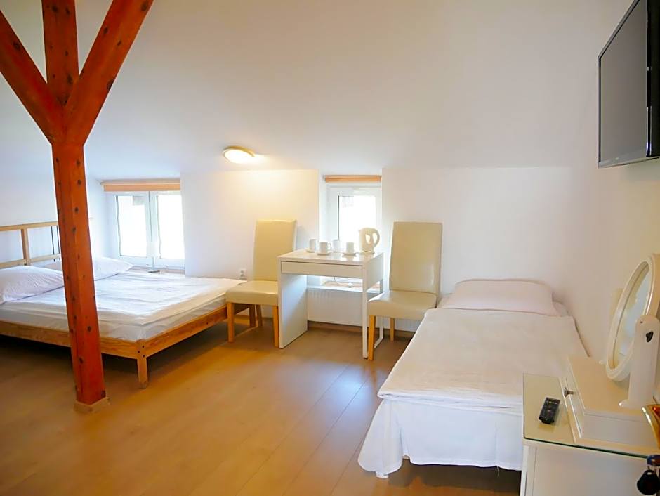 Słoneczny Dom pokoje i apartament na wynajem