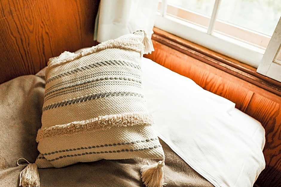 Hakuba Pension & Log Hotel Meteor