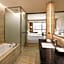 Sheraton Zhanjiang Hotel