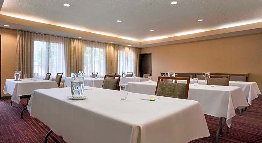 Courtyard by Marriott Champaign