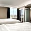 Grand Hotel & Conference Centre Calgary Airport, an Ascend Collection Hotel