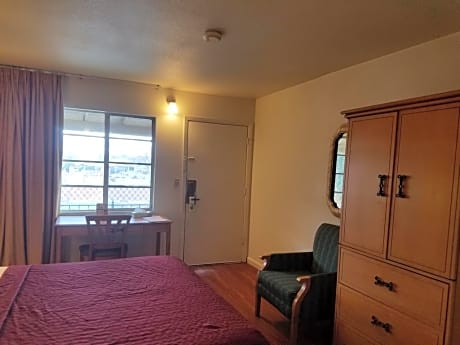 Americas Best Value Inn  Holbrook