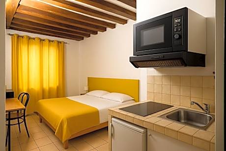 Double Studio - Kitchenette