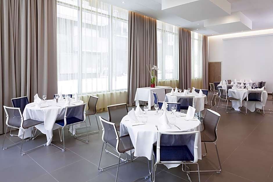 Novotel Paris Saint Denis Stade Basilique