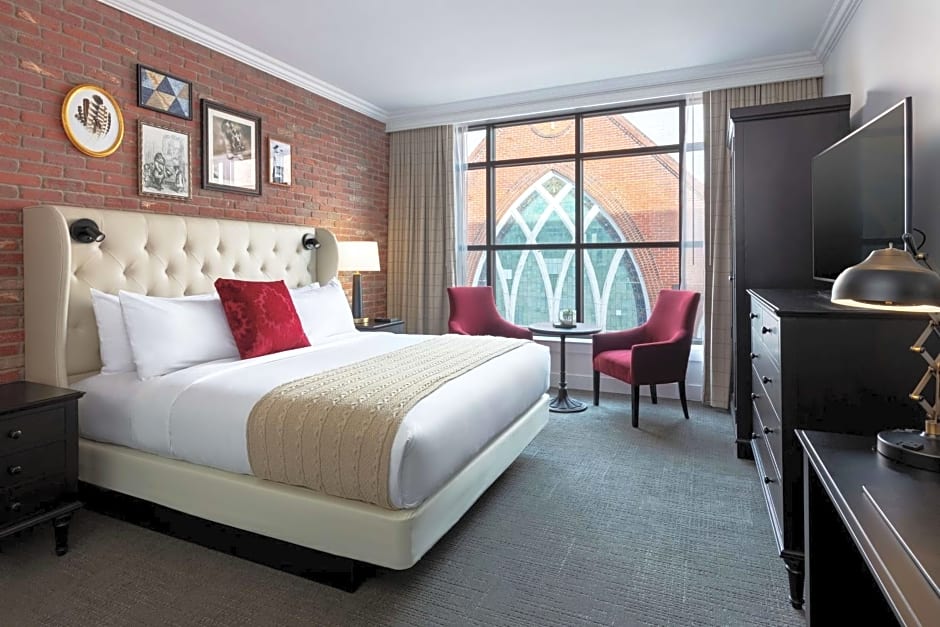 The Foundry Hotel Asheville, Curio Collection by Hilton