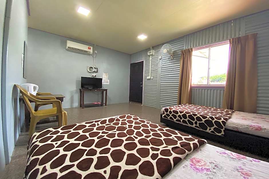OYO 90284 Kampung Stay Kilimu
