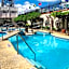 Crown Regency Suites Mactan