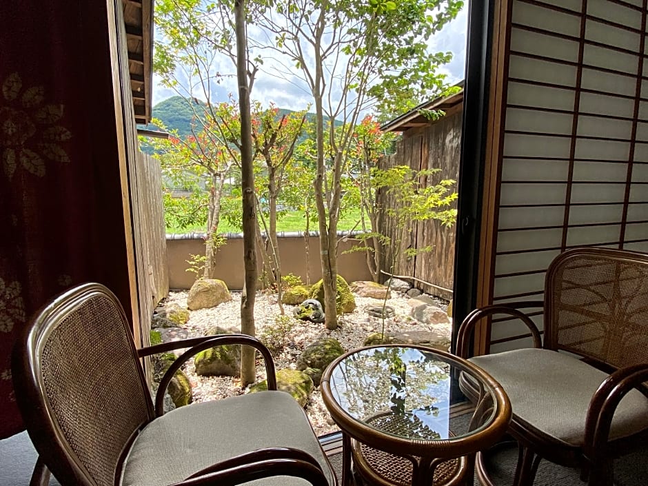 Yufuin Ryokan Nogiku