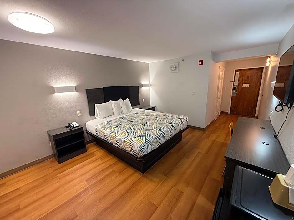 Motel 6-Oklahoma City, OK - South