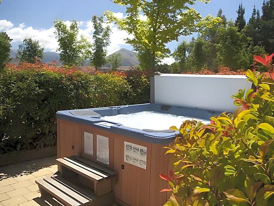 Maple Lodge Luxury Bed And Breakfast