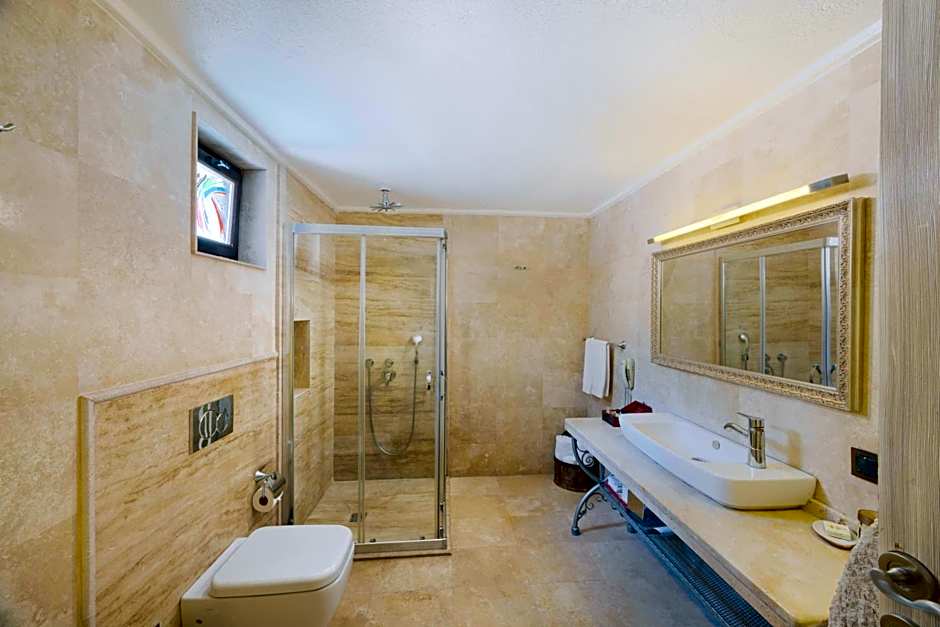 Tafoni Houses Cave Hotel