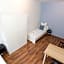 Zentral gelegene Zimmer mit Gemeinschaftsbad und Küche