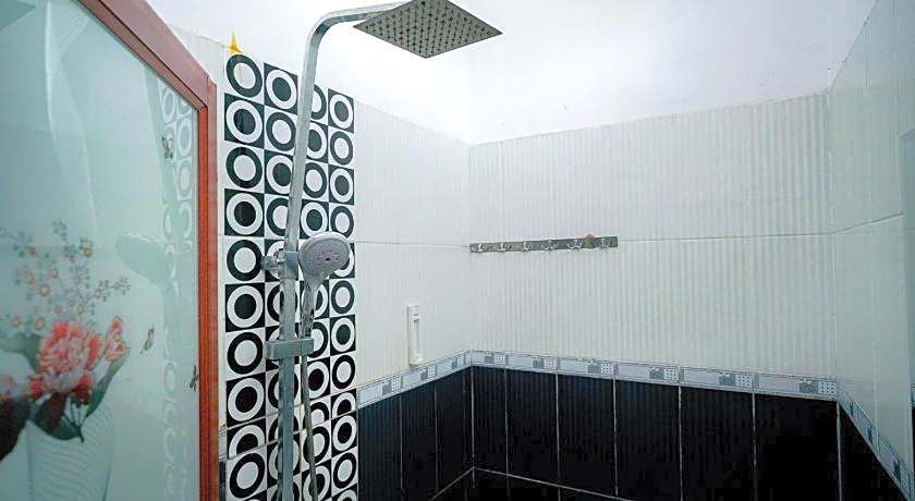 OYO 2630 Wisma Fahza Syariah