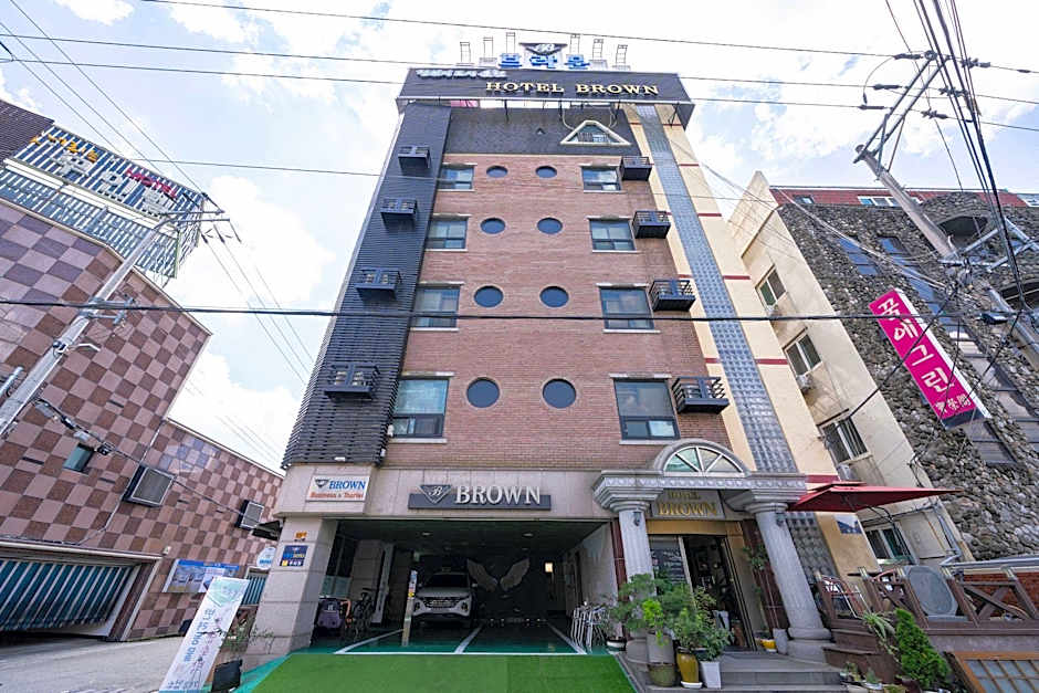 Brown Hotel