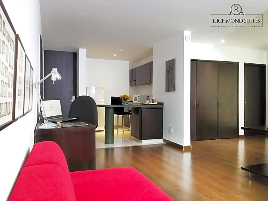 Richmond Suites Hotel