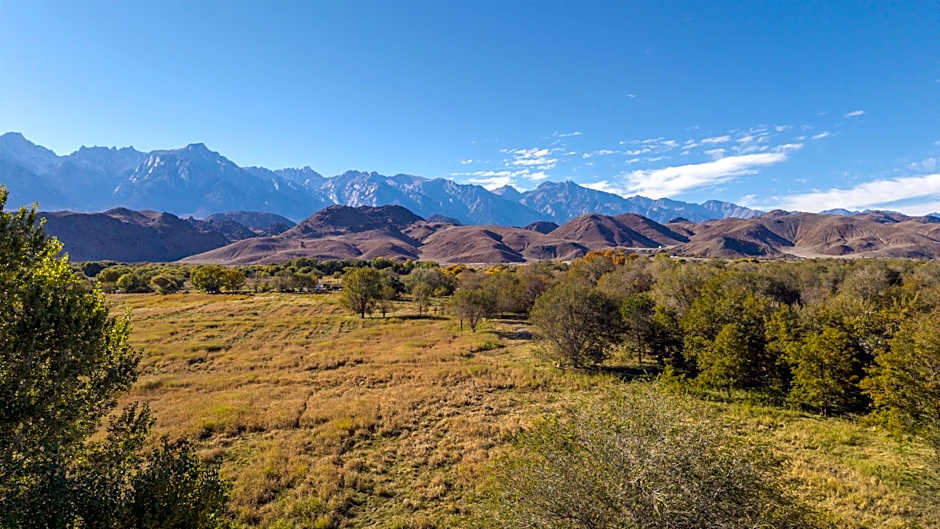 Best Western Plus Frontier Motel