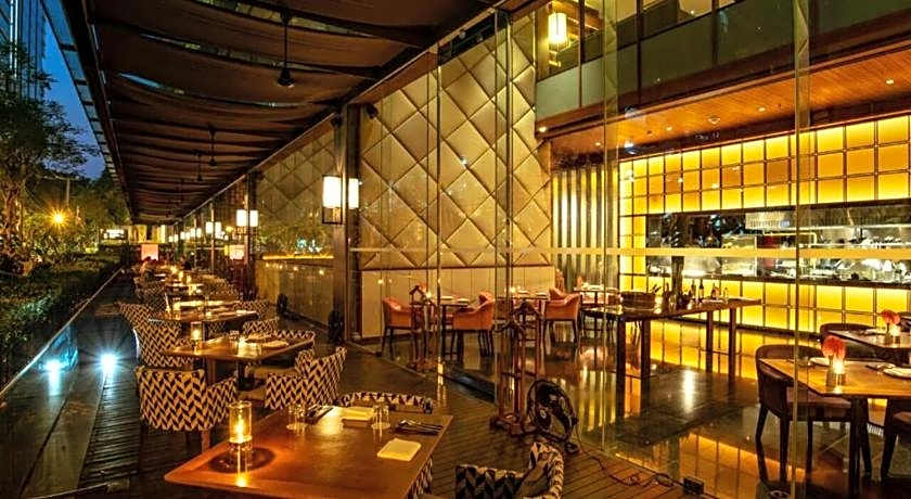 Hansar Bangkok Hotel