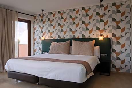 Junior Suite with Balcony and Sea View - Spa Access Not Included