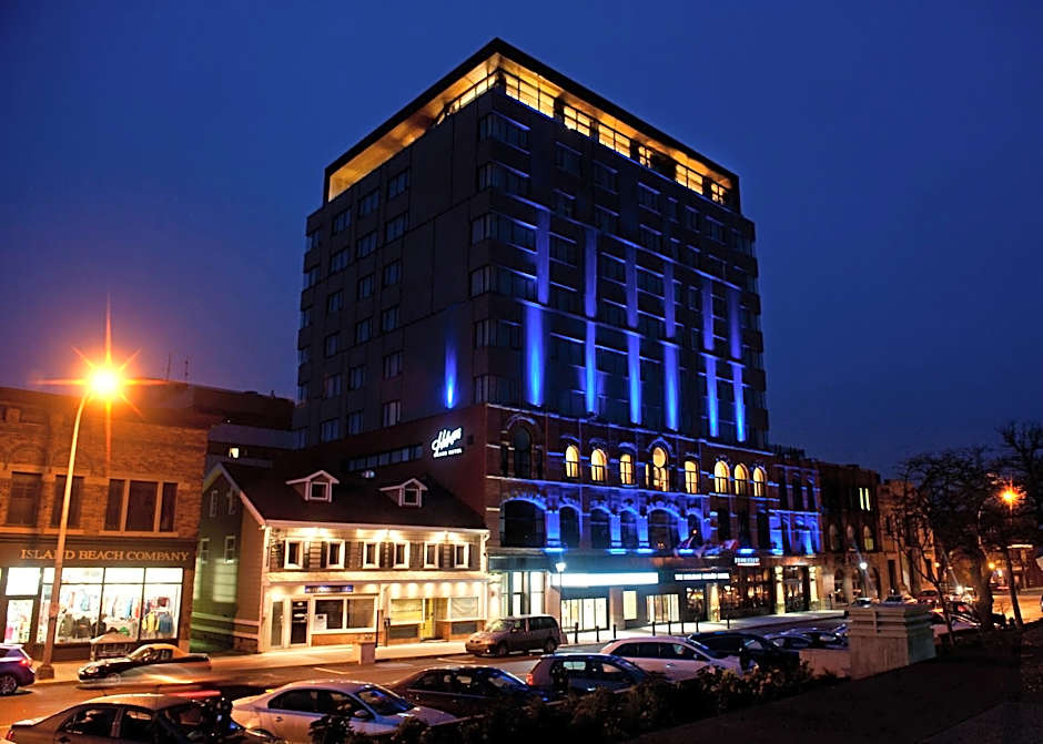 The Holman Grand Hotel