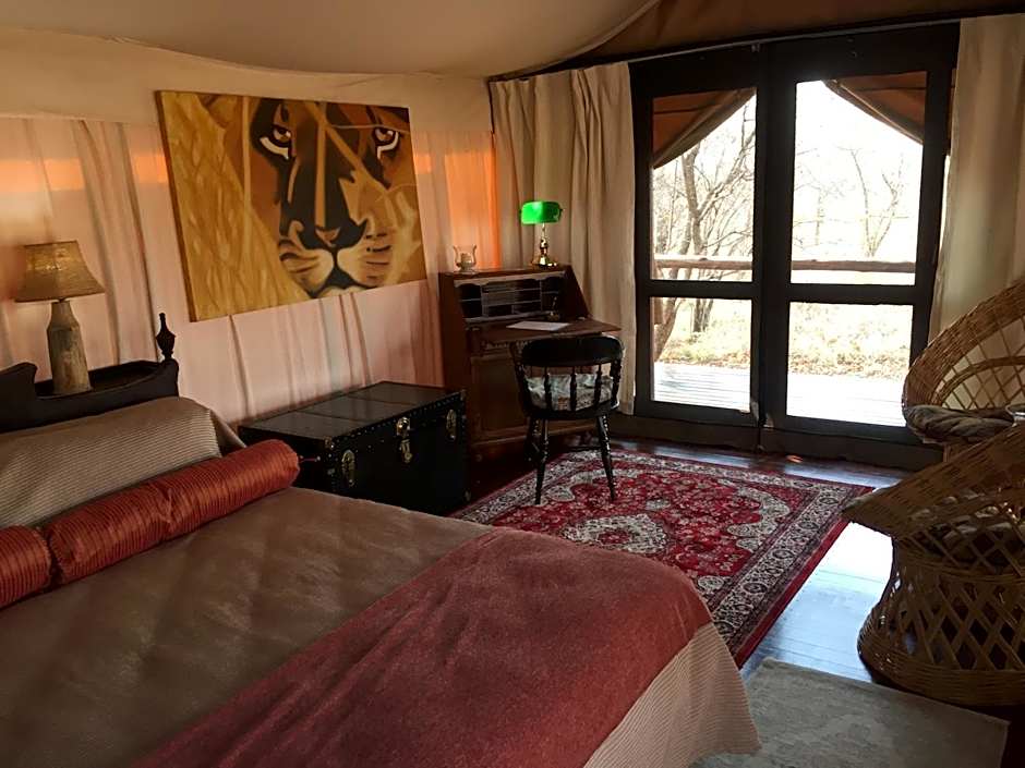 Out in Africa Wildlife Lodge