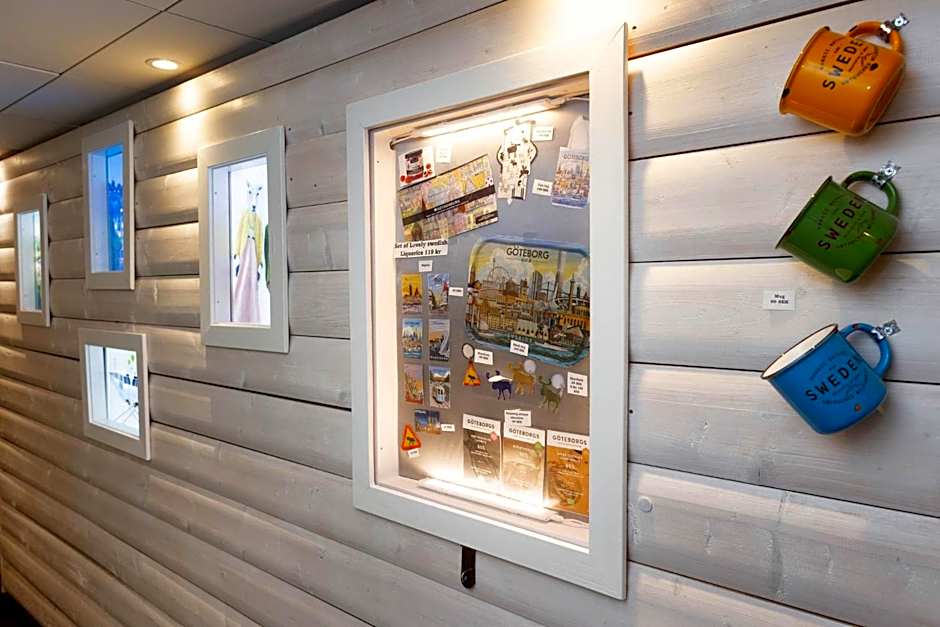 Slottsskogens Hostel