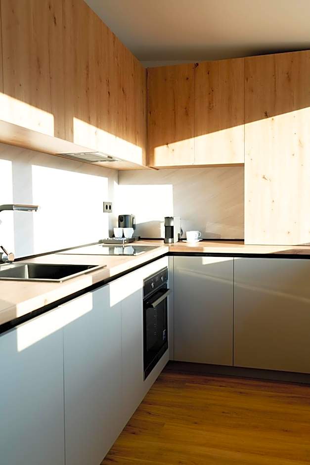 Bloom Downtown Suites