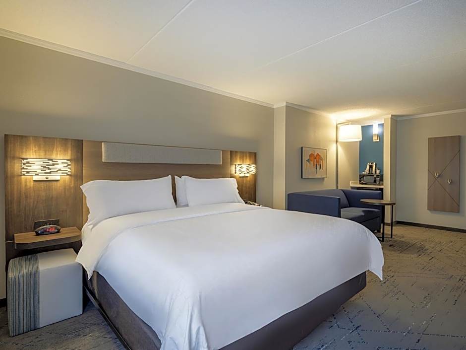 Holiday Inn Express & Suites Greensboro - (I-40 @ Wendover) By IHG