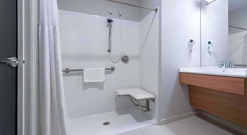 Microtel Inn & Suites By Wyndham Moorhead Fargo Area