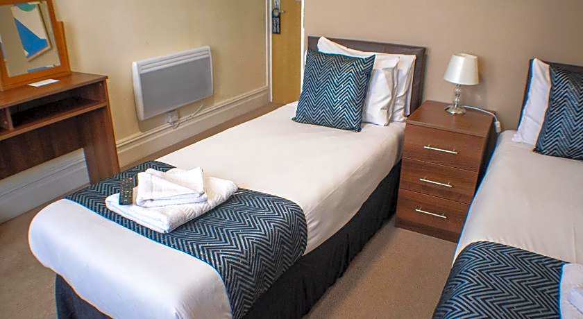 OYO Shanklin Beach Hotel