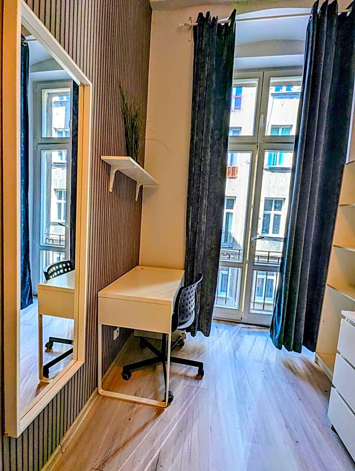 Centrum Fabryczna Rooms