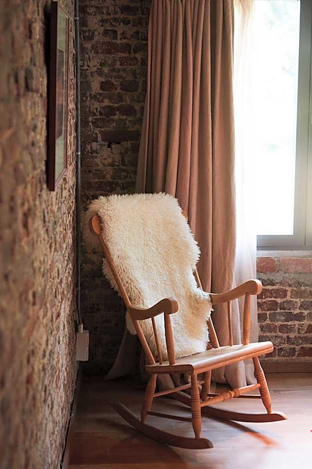 Chambre d'Amis by Alix