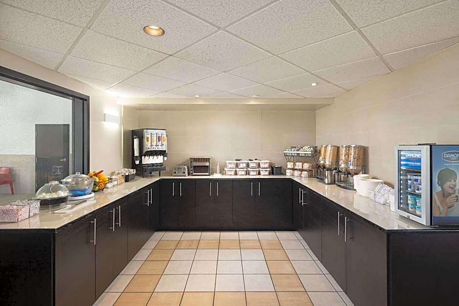 Super 8 by Wyndham Sainte Agathe Des Monts