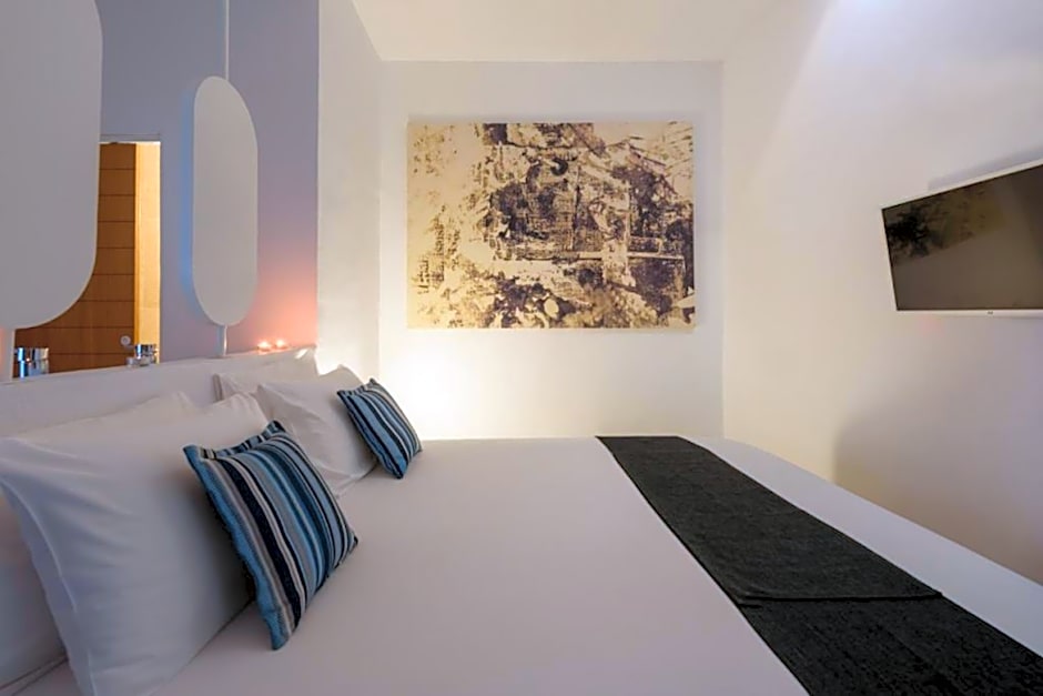 Muses Cycladic Suites