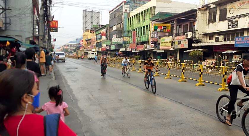 RedDoorz @ CMS Apartelle Olongapo City