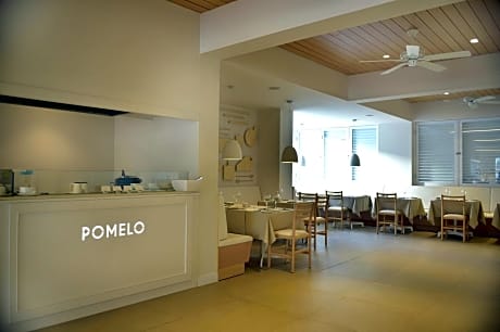 Sunrise Gardens Aparthotel