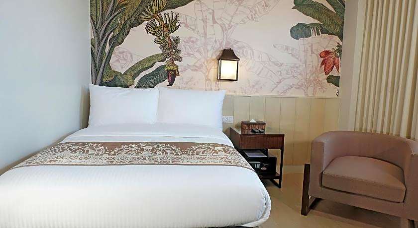 Mella Hotel Manila near NAIA Airport
