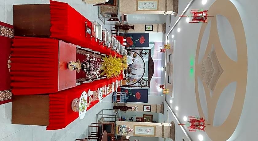 Phuc Ngoc Hotel