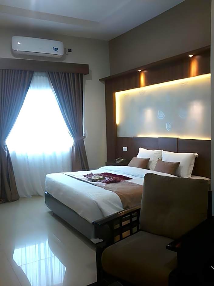 Townhouse Oak Padang near RTH Imam Bonjol