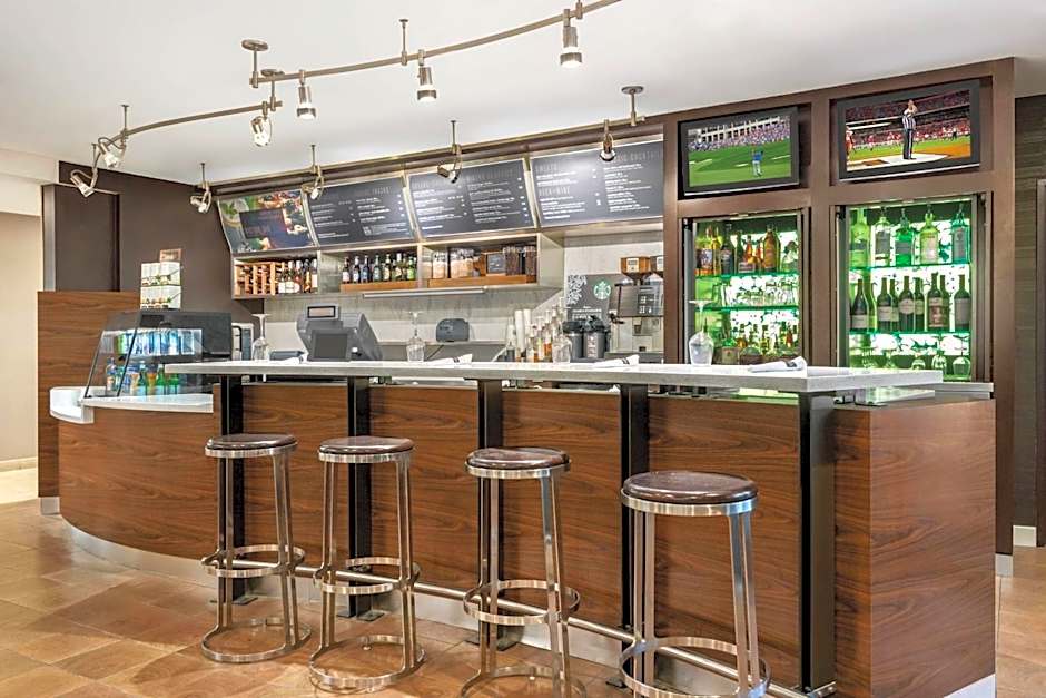 Courtyard by Marriott Dayton North
