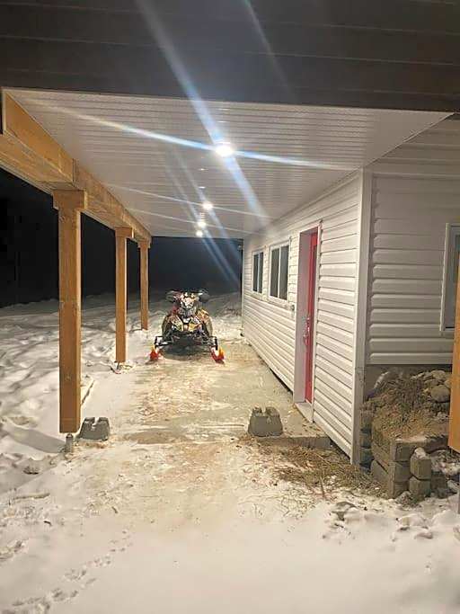 Le Monk ,chalet, motoneige, quad ,nature, randonné pédestre