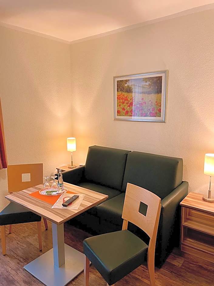 Lindenhaus Scharfe Kurve