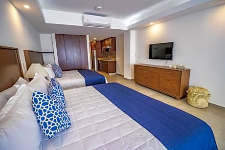 Grand Suite Deluxe with ocean view - 2 king beds