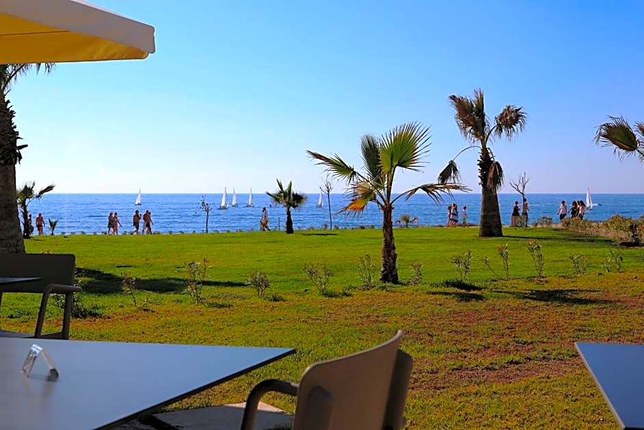 Gold Lagoon Kosher Hotel - by Amphora Hotel & Suites